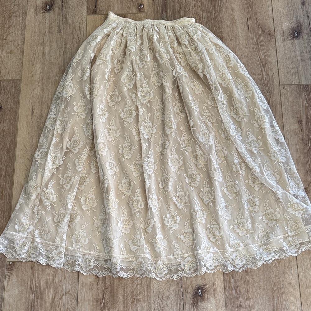 Vintage Women's Cream Lace Overlay A-Line Skirt size 7/8 - Picture 4 of 5